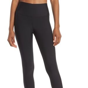 ALO Airlift High Waist 7/8 Leggings Black Size L